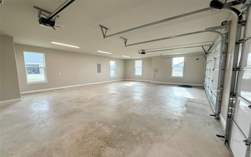 3714 Tremont Lane, Granbury, TX 76049, 3 Bedrooms Bedrooms, ,2 BathroomsBathrooms,Residential,For Sale,3714 Tremont Lane,0,21123686