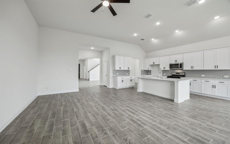 1827 Acosta Drive, Forney, TX 75126, 4 Bedrooms Bedrooms, ,3 BathroomsBathrooms,Residential,For Sale,1827 Acosta Drive,0,21124065