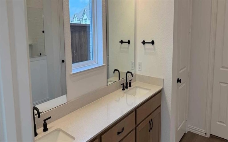 1024 Golden Galaxy Way, Wylie, TX 75098, 5 Bedrooms Bedrooms, ,5 BathroomsBathrooms,Residential,For Sale,1024 Golden Galaxy Way,0,21123180