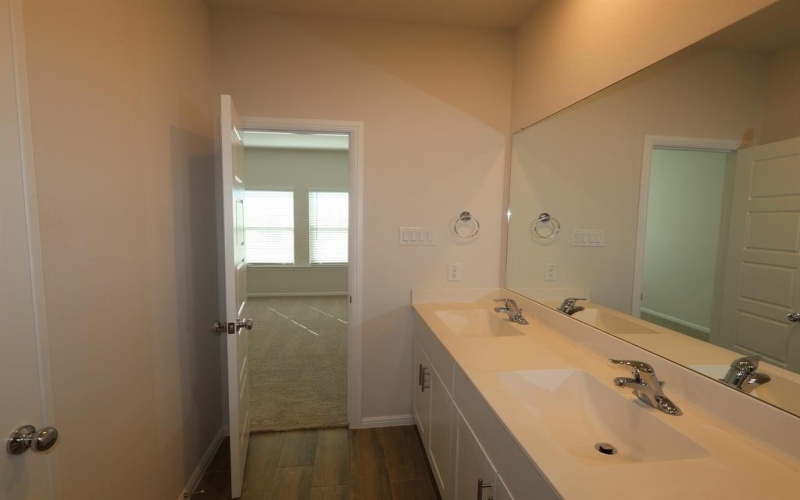 1025 Auburn Drive, Justin, TX 76247, 5 Habitaciones Habitaciones , ,3 BañosBaños,Residential,En Venta,1025 Auburn Drive,0,21123203