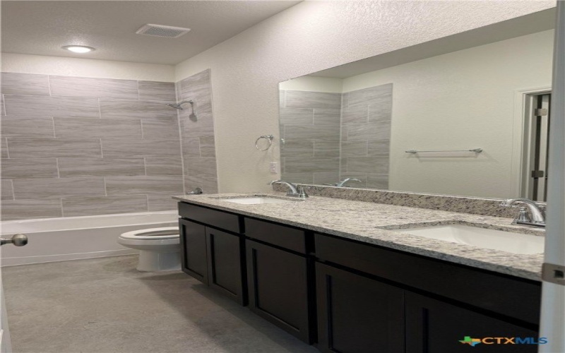 8901 Prickly Ash Drive unit: B #B, Killeen, TX 76549, 3 Habitaciones Habitaciones , ,2 BañosBaños,Residential Multi Family,En Venta,8901 Prickly Ash Drive unit: B,0,599122