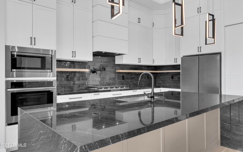 2701 Brady Place, El Paso, TX 79935, 4 Bedrooms Bedrooms, ,3 BathroomsBathrooms,Residential,For Sale,2701 Brady Place,0,934526