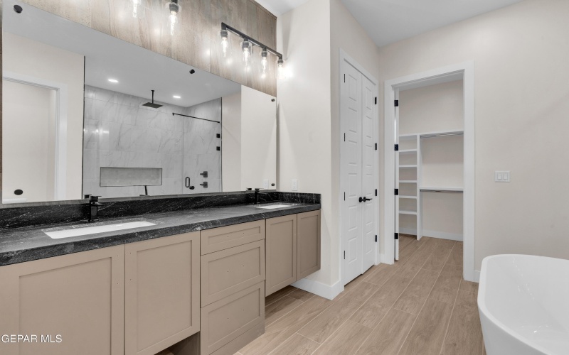 2701 Brady Place, El Paso, TX 79935, 4 Bedrooms Bedrooms, ,3 BathroomsBathrooms,Residential,For Sale,2701 Brady Place,0,934526