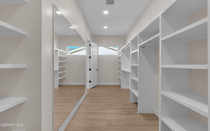 2701 Brady Place, El Paso, TX 79935, 4 Bedrooms Bedrooms, ,3 BathroomsBathrooms,Residential,For Sale,2701 Brady Place,0,934526