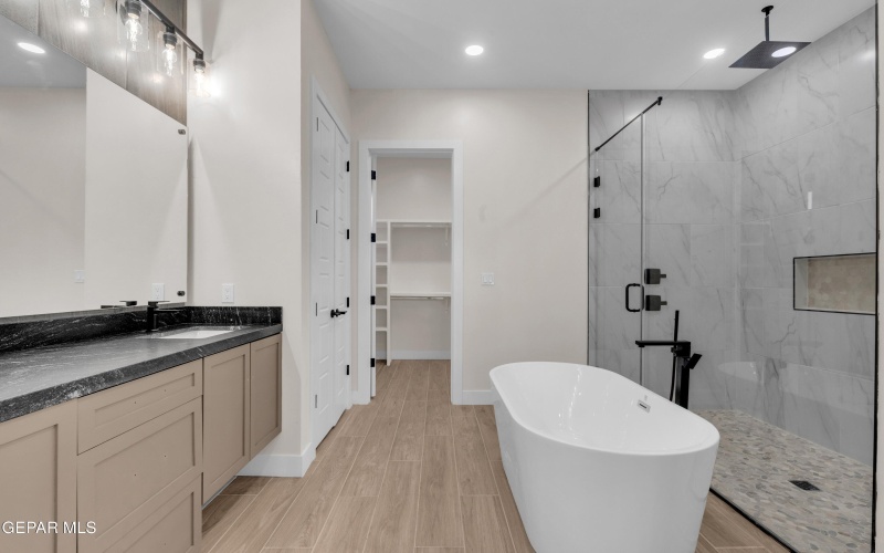 2701 Brady Place, El Paso, TX 79935, 4 Bedrooms Bedrooms, ,3 BathroomsBathrooms,Residential,For Sale,2701 Brady Place,0,934526