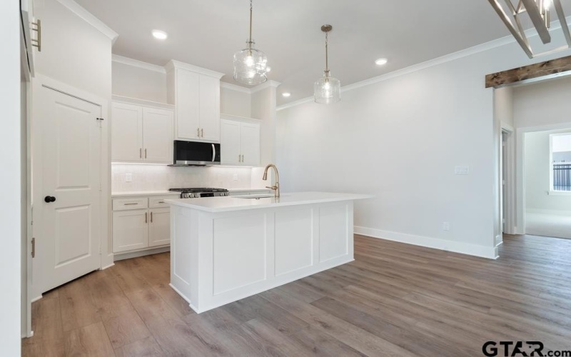 9248 Villas Ct, Tyler, TX 75703, 4 Bedrooms Bedrooms, ,2 BathroomsBathrooms,Residential,For Sale,9248 Villas Ct,0,25017340