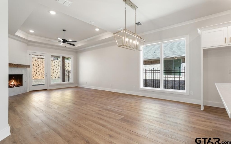 9248 Villas Ct, Tyler, TX 75703, 4 Bedrooms Bedrooms, ,2 BathroomsBathrooms,Residential,For Sale,9248 Villas Ct,0,25017340