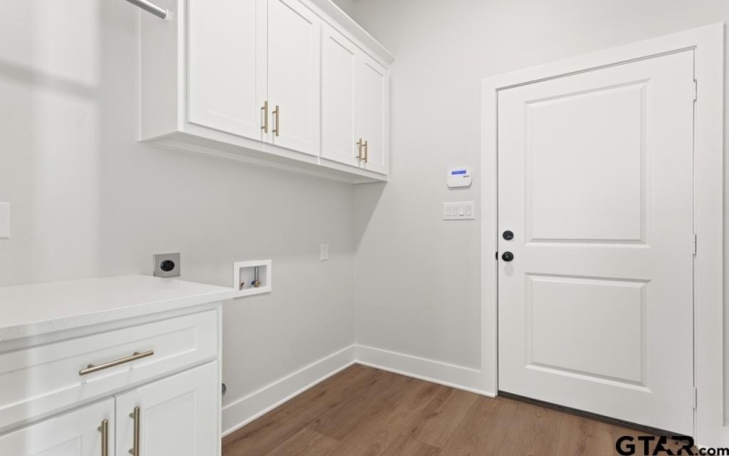 9248 Villas Ct, Tyler, TX 75703, 4 Bedrooms Bedrooms, ,2 BathroomsBathrooms,Residential,For Sale,9248 Villas Ct,0,25017340