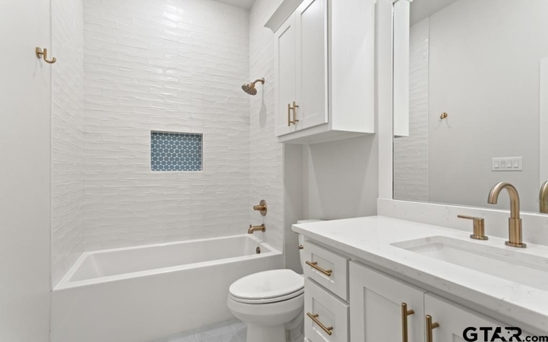 9248 Villas Ct, Tyler, TX 75703, 4 Bedrooms Bedrooms, ,2 BathroomsBathrooms,Residential,For Sale,9248 Villas Ct,0,25017340