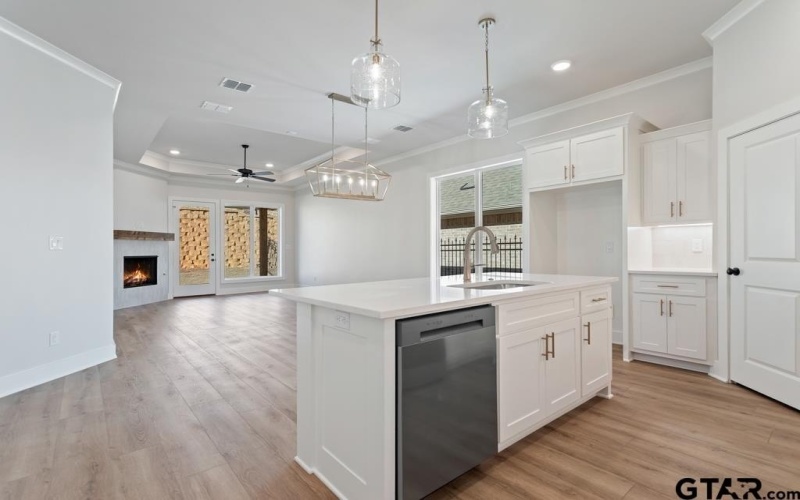 9248 Villas Ct, Tyler, TX 75703, 4 Bedrooms Bedrooms, ,2 BathroomsBathrooms,Residential,For Sale,9248 Villas Ct,0,25017340