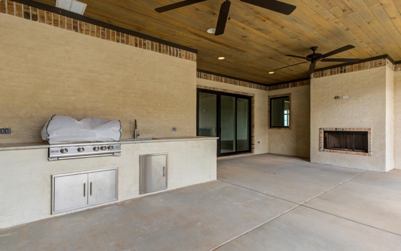 4005 150th Street, Lubbock, TX 79423, 3 Bedrooms Bedrooms, ,3 BathroomsBathrooms,Residential,For Sale,4005 150th Street,0,202563686