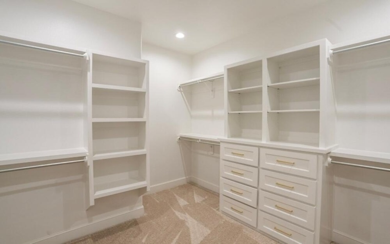 5825 111th Street, Lubbock, TX 79424, 4 Bedrooms Bedrooms, ,3 BathroomsBathrooms,Residential,For Sale,5825 111th Street,0,202563692