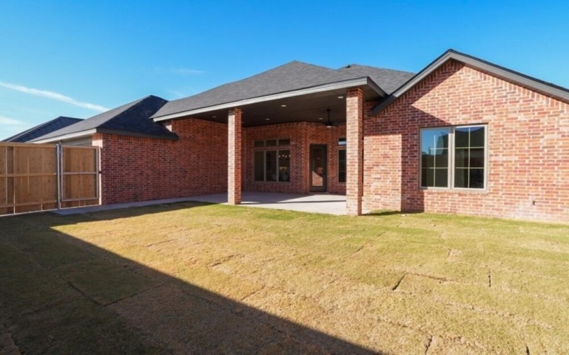 5825 111th Street, Lubbock, TX 79424, 4 Bedrooms Bedrooms, ,3 BathroomsBathrooms,Residential,For Sale,5825 111th Street,0,202563692