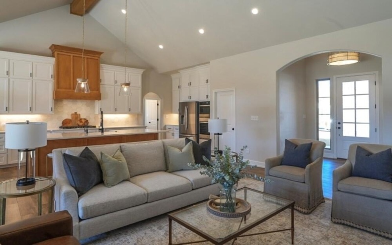 5825 111th Street, Lubbock, TX 79424, 4 Bedrooms Bedrooms, ,3 BathroomsBathrooms,Residential,For Sale,5825 111th Street,0,202563692