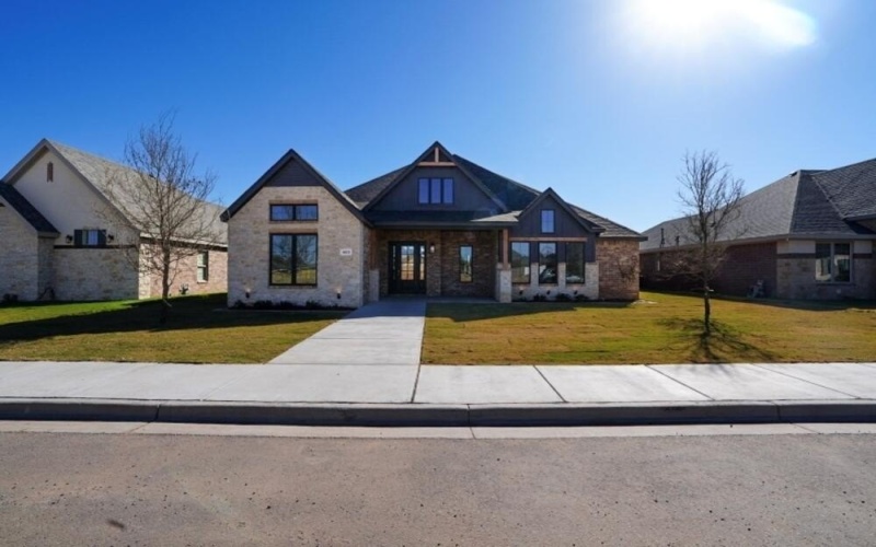 4611 140th Street, Lubbock, TX 79424, 4 Bedrooms Bedrooms, ,3 BathroomsBathrooms,Residential,For Sale,4611 140th Street,0,202563695