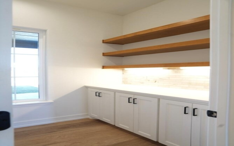 4611 140th Street, Lubbock, TX 79424, 4 Bedrooms Bedrooms, ,3 BathroomsBathrooms,Residential,For Sale,4611 140th Street,0,202563695