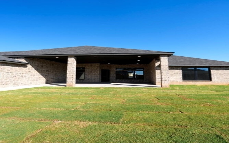 4605 140th Street, Lubbock, TX 79424, 4 Bedrooms Bedrooms, ,3 BathroomsBathrooms,Residential,For Sale,4605 140th Street,0,202563696