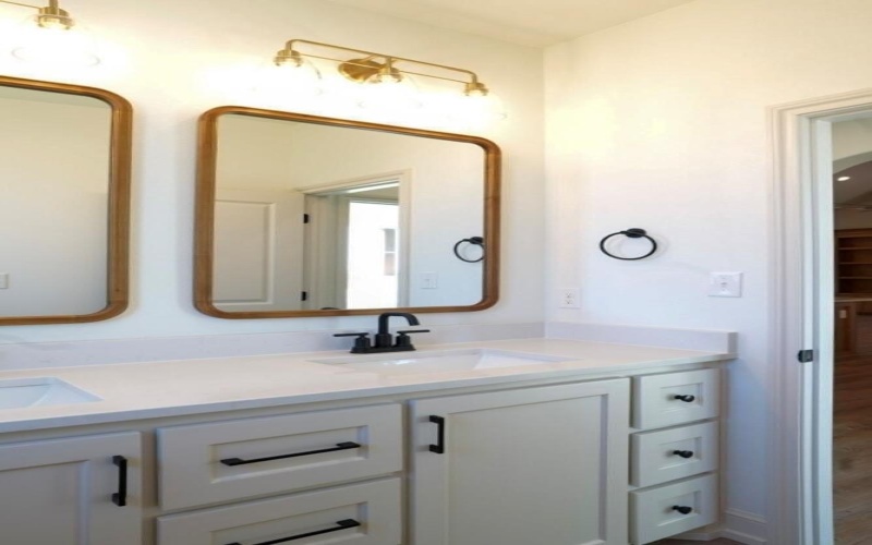 4620 143rd Street, Lubbock, TX 79424, 4 Habitaciones Habitaciones , ,3 BañosBaños,Residential,En Venta,4620 143rd Street,0,202563701