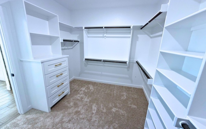 2101 S County Rd 1059, Midland, TX 79706, 5 Bedrooms Bedrooms, ,3 BathroomsBathrooms,Residential,For Sale,2101 S County Rd 1059,0,50087199