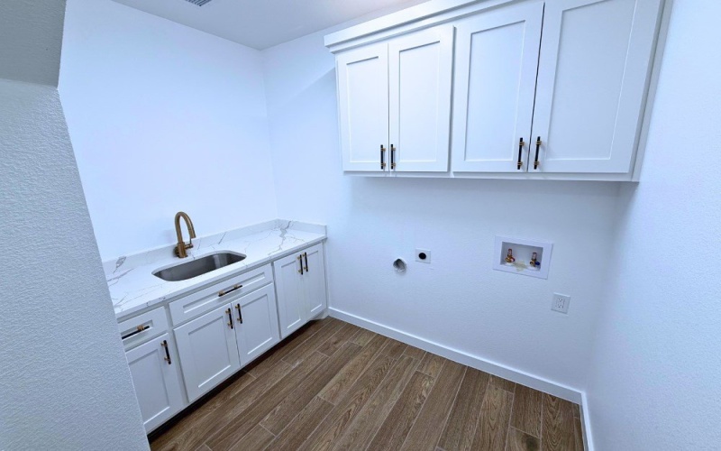 2101 S County Rd 1059, Midland, TX 79706, 5 Bedrooms Bedrooms, ,3 BathroomsBathrooms,Residential,For Sale,2101 S County Rd 1059,0,50087199