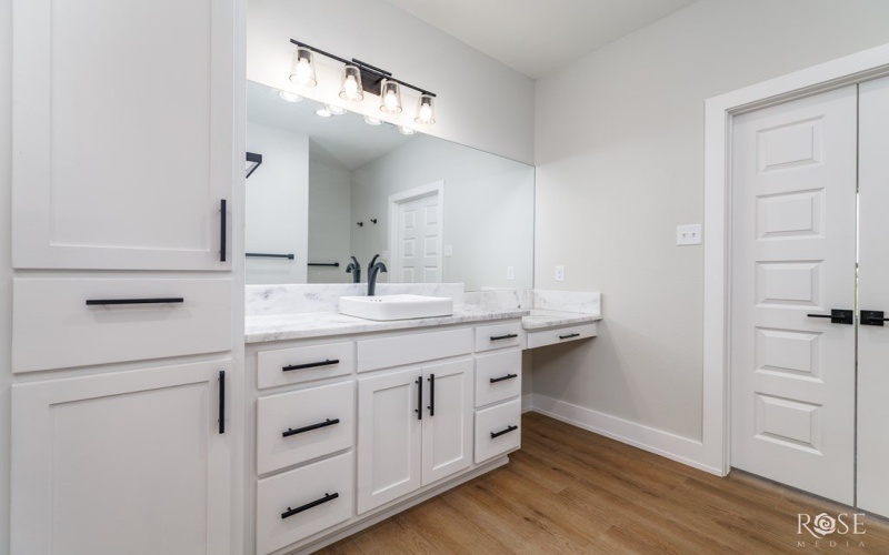 2734 Oak Hills Trail, San Angelo, TX 76904, 4 Bedrooms Bedrooms, ,5 BathroomsBathrooms,Residential,For Sale,2734 Oak Hills Trail,0,129938