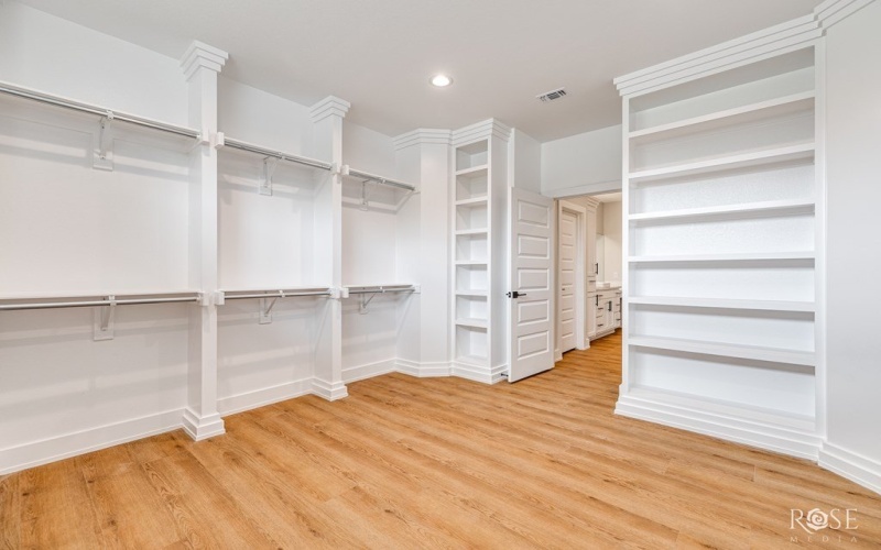 2734 Oak Hills Trail, San Angelo, TX 76904, 4 Bedrooms Bedrooms, ,5 BathroomsBathrooms,Residential,For Sale,2734 Oak Hills Trail,0,129938