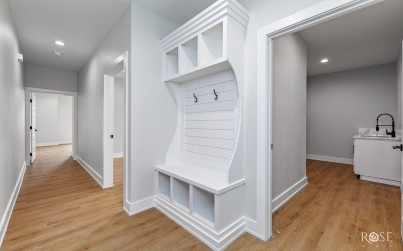 2734 Oak Hills Trail, San Angelo, TX 76904, 4 Bedrooms Bedrooms, ,5 BathroomsBathrooms,Residential,For Sale,2734 Oak Hills Trail,0,129938