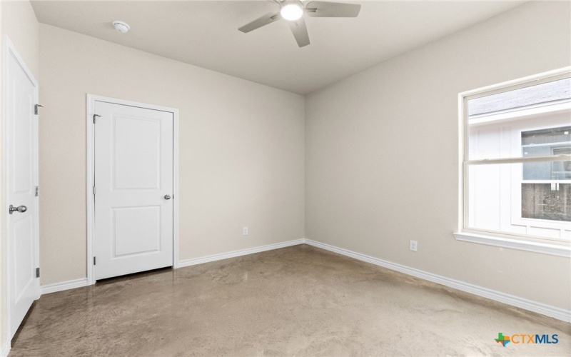 412 W Avenue C, Copperas Cove, TX 76522, 3 Habitaciones Habitaciones , ,2 BañosBaños,Residential,En Venta,412 W Avenue C,0,590138