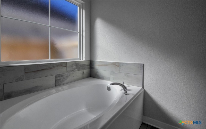 4078 Estes Court, Belton, TX 76513, 4 Bedrooms Bedrooms, ,2 BathroomsBathrooms,Residential,For Sale,4078 Estes Court,0,591678