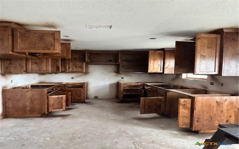 102 E Blancas Drive, Copperas Cove, TX 76522, 3 Bedrooms Bedrooms, ,2 BathroomsBathrooms,Residential,For Sale,102 E Blancas Drive,0,599159