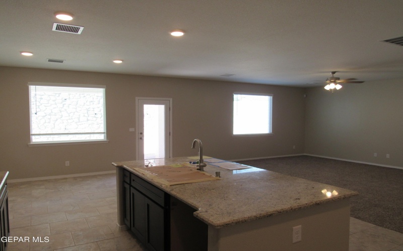 15140 Conviction Avenue, El Paso, TX 79928, 3 Habitaciones Habitaciones , ,1 BañoBaños,Residential,En Venta,15140 Conviction Avenue,0,934557