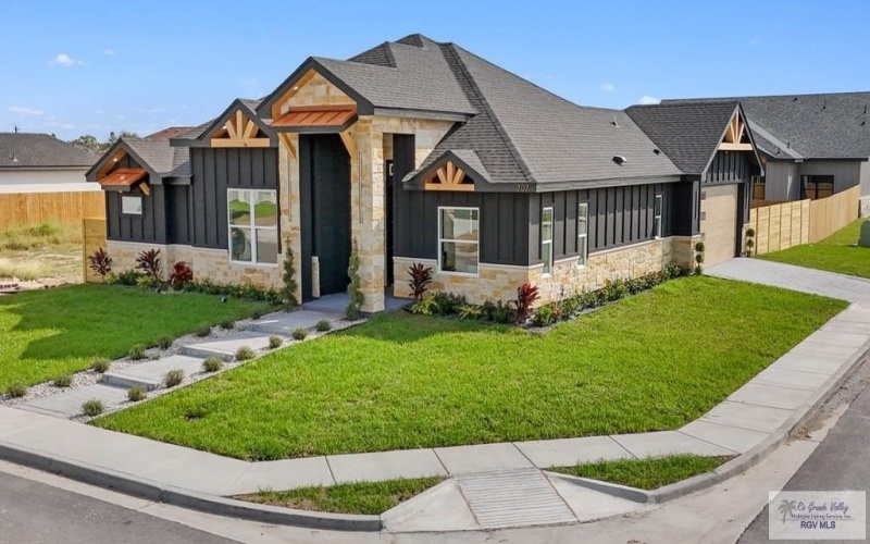 707 BEANKA DR, LA FERIA, TX 78559, 3 Bedrooms Bedrooms, ,2 BathroomsBathrooms,Residential,For Sale,707 BEANKA DR,0,29770392