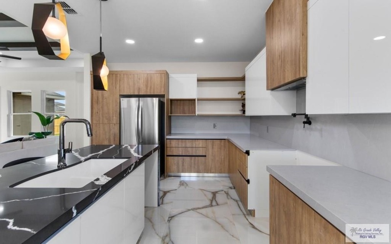 707 BEANKA DR, LA FERIA, TX 78559, 3 Bedrooms Bedrooms, ,2 BathroomsBathrooms,Residential,For Sale,707 BEANKA DR,0,29770392