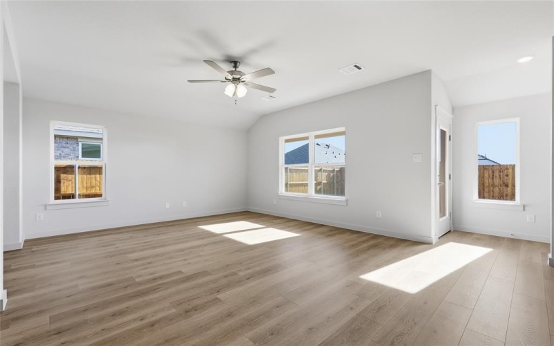 127 John Laurens Drive, Venus, TX 76084, 3 Bedrooms Bedrooms, ,2 BathroomsBathrooms,Residential,For Sale,127 John Laurens Drive,0,21030987