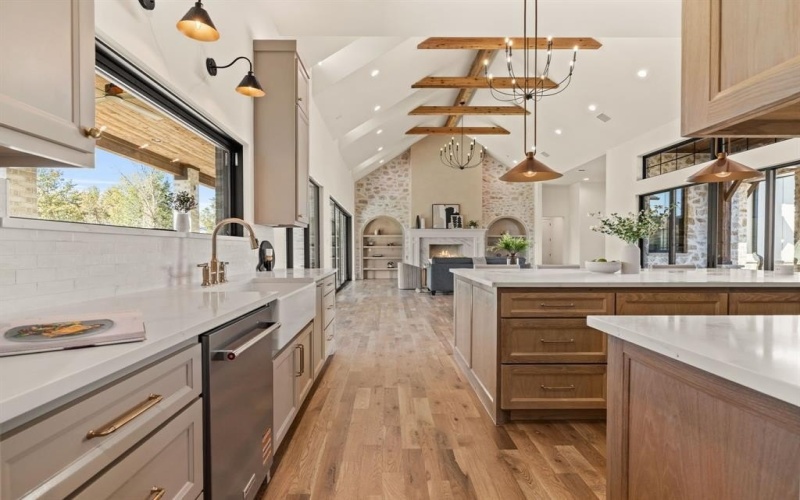 513 Royal Santana Run, Weatherford, TX 76087, 4 Habitaciones Habitaciones , ,5 BañosBaños,Residential,En Venta,513 Royal Santana Run,0,21113010