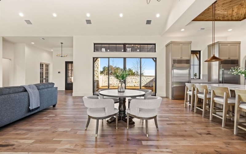 513 Royal Santana Run, Weatherford, TX 76087, 4 Habitaciones Habitaciones , ,5 BañosBaños,Residential,En Venta,513 Royal Santana Run,0,21113010