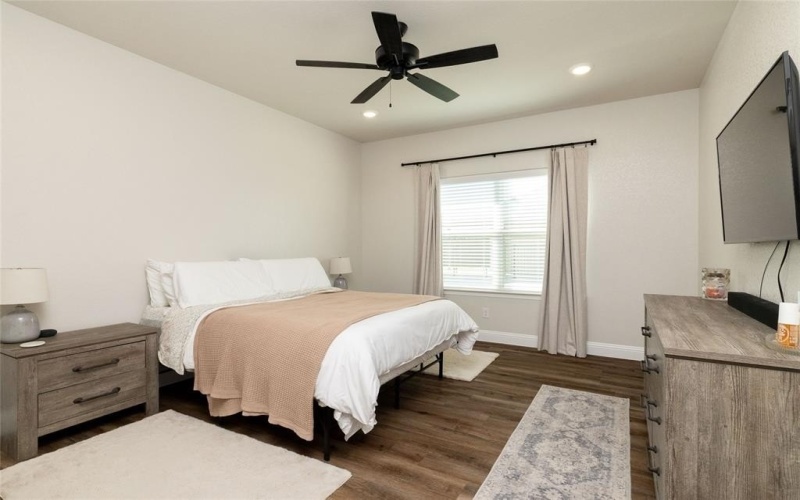 1577 Saylee Lane, Burleson, TX 76028, 3 Bedrooms Bedrooms, ,2 BathroomsBathrooms,Residential,For Sale,1577 Saylee Lane,0,21115762