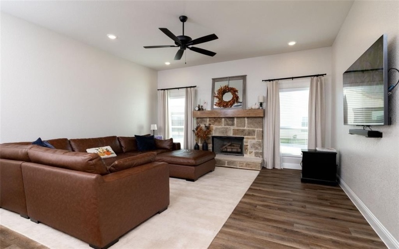 1577 Saylee Lane, Burleson, TX 76028, 3 Bedrooms Bedrooms, ,2 BathroomsBathrooms,Residential,For Sale,1577 Saylee Lane,0,21115762