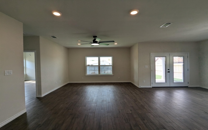 1708 E Ave G, Lampasas, TX 76550, 3 Bedrooms Bedrooms, ,2 BathroomsBathrooms,Residential,For Sale,1708 E Ave G,0,169366