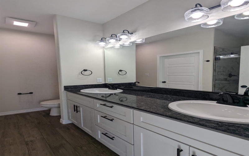 1708 E Ave G, Lampasas, TX 76550, 3 Bedrooms Bedrooms, ,2 BathroomsBathrooms,Residential,For Sale,1708 E Ave G,0,169366