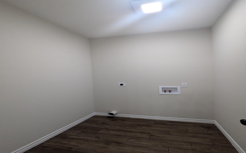 1708 E Ave G, Lampasas, TX 76550, 3 Bedrooms Bedrooms, ,2 BathroomsBathrooms,Residential,For Sale,1708 E Ave G,0,169366
