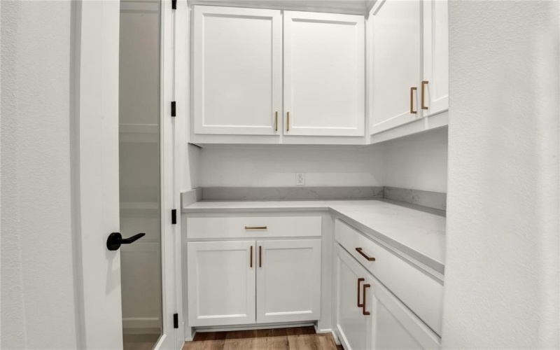 3013 Summit Drive, Aledo, TX 76008, 4 Bedrooms Bedrooms, ,3 BathroomsBathrooms,Residential,For Sale,3013 Summit Drive,0,21124775