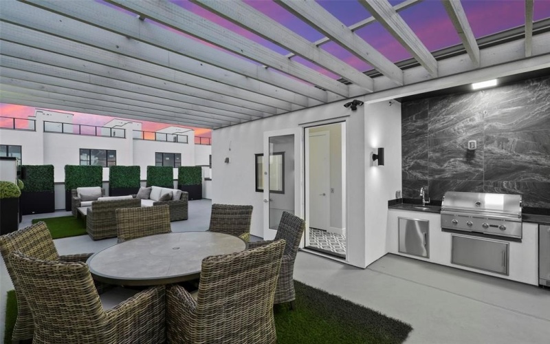 13001 Hutton Drive #29, Farmers Branch, TX 75234, 3 Bedrooms Bedrooms, ,3 BathroomsBathrooms,Residential,For Sale,13001 Hutton Drive,0,21124789