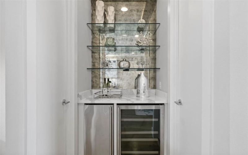 13001 Hutton Drive #31, Farmers Branch, TX 75234, 3 Habitaciones Habitaciones , ,3 BañosBaños,Residential,En Venta,13001 Hutton Drive,0,21124801