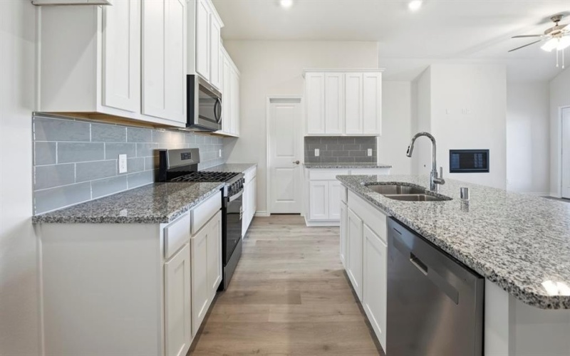 2124 Eugene Street, Anna, TX 75409, 4 Habitaciones Habitaciones , ,2 BañosBaños,Residential,En Venta,2124 Eugene Street,0,21124835