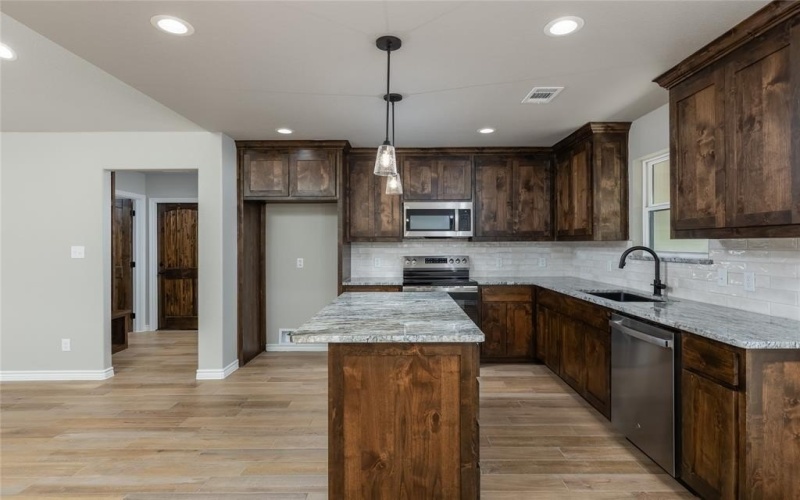 232 Prairie Street, Jacksboro, TX 76458, 3 Bedrooms Bedrooms, ,2 BathroomsBathrooms,Residential,For Sale,232 Prairie Street,0,21124873