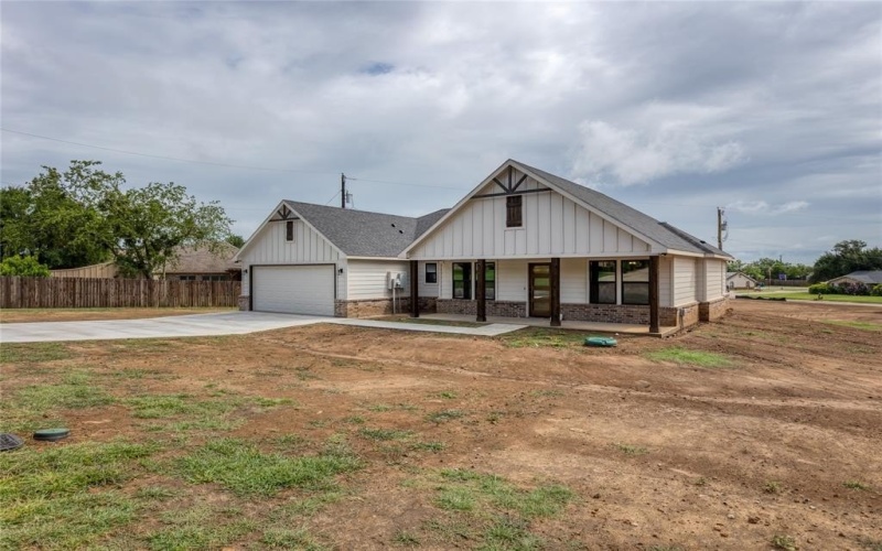 232 Prairie Street, Jacksboro, TX 76458, 3 Bedrooms Bedrooms, ,2 BathroomsBathrooms,Residential,For Sale,232 Prairie Street,0,21124873