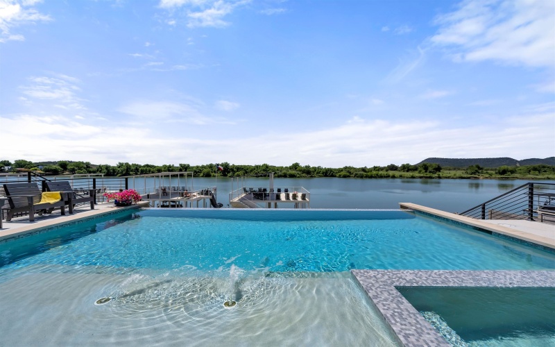 3208 River Oaks Drive, Kingsland, TX 78639, 6 Bedrooms Bedrooms, ,6 BathroomsBathrooms,Residential,For Sale,3208 River Oaks Drive,169412