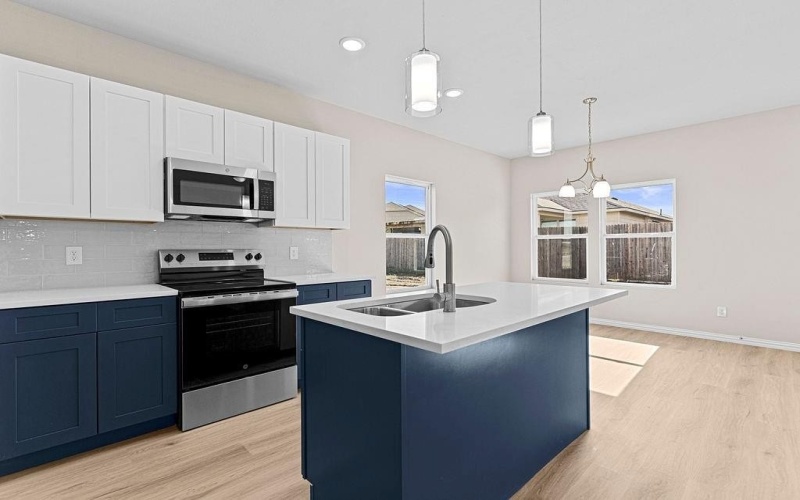 209 Lead Creek Drive, Fort Worth, TX 76131, 3 Habitaciones Habitaciones , ,2 BañosBaños,Residential,En Venta,209 Lead Creek Drive,0,21125043