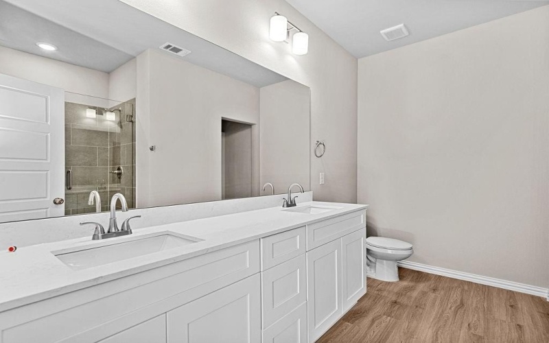 209 Lead Creek Drive, Fort Worth, TX 76131, 3 Habitaciones Habitaciones , ,2 BañosBaños,Residential,En Venta,209 Lead Creek Drive,0,21125043